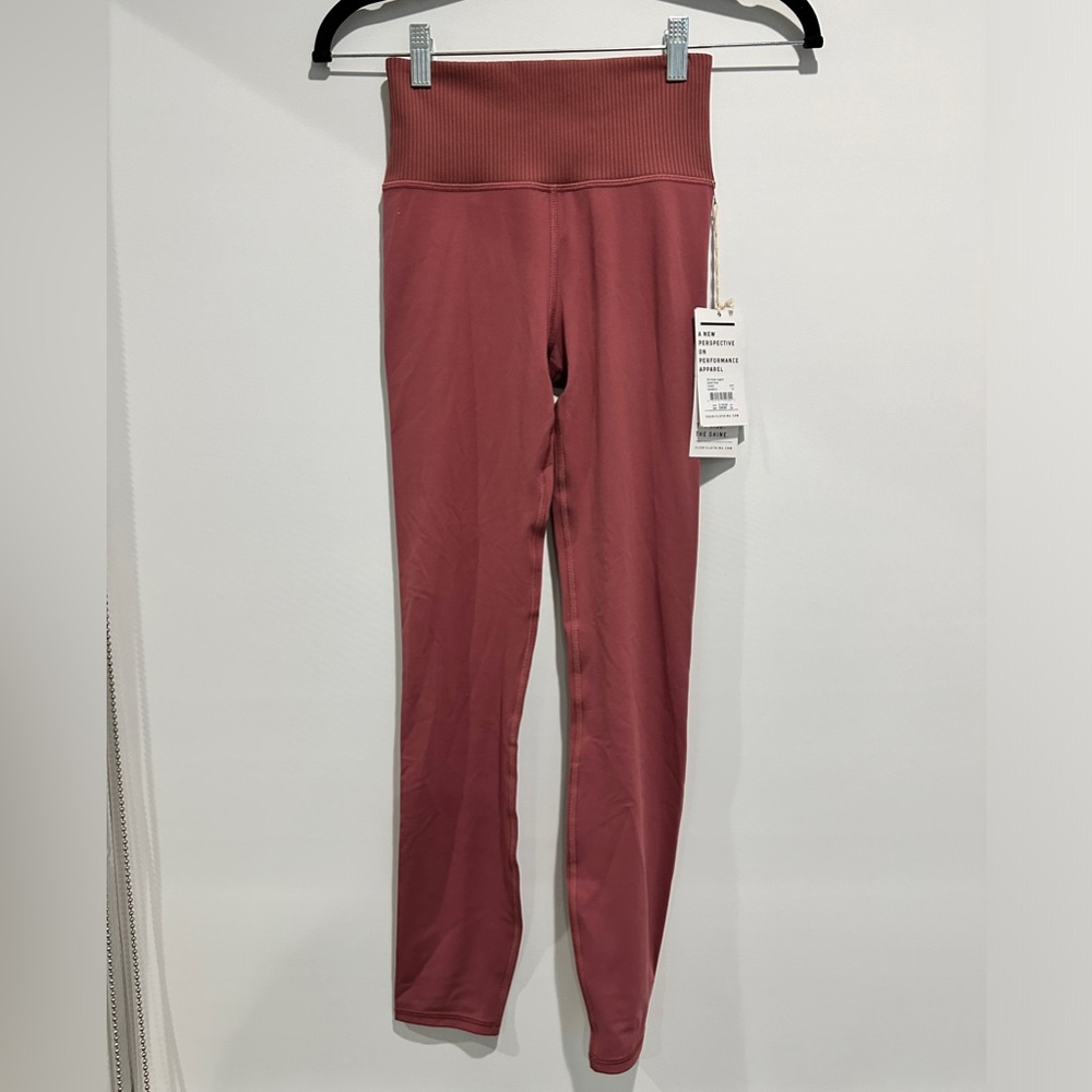 Brand New Vuori Rib Studio Leggings